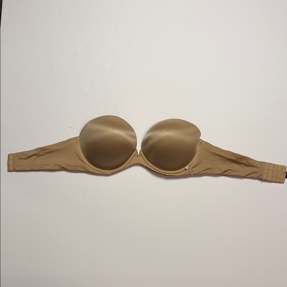 Victoria's Secret Smooth Tan Bra 38D